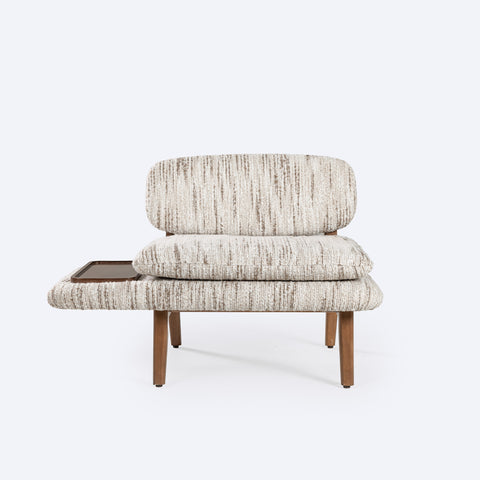 Lounge Chairs & Armchairs